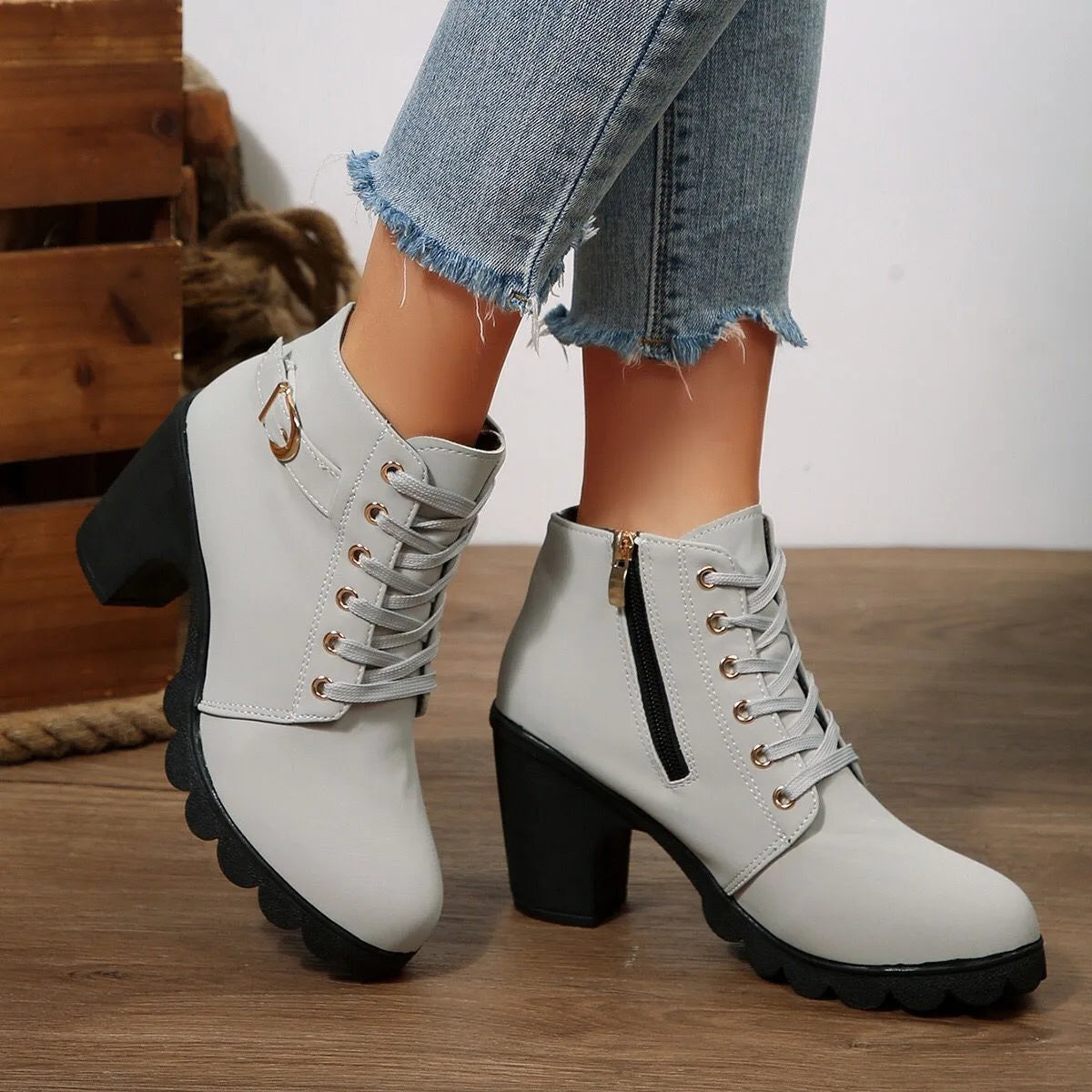 Women's Chunky Heel Leather Ankle Boots - Wide Fit, Cushioned Arch Support