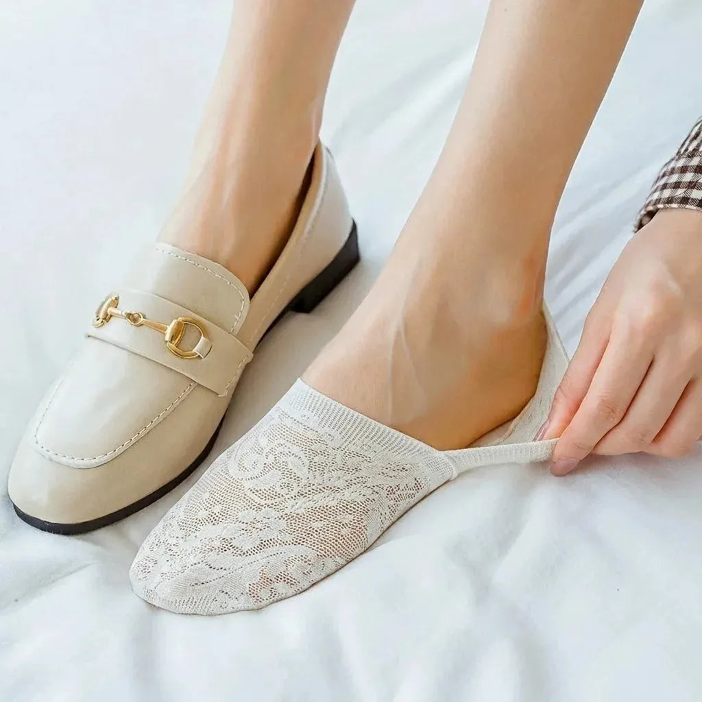 Zorvia Floral Lace No-Show Socks